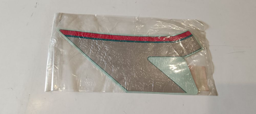 coppia adesivi serbatoio suzuki gs-e 500 1989