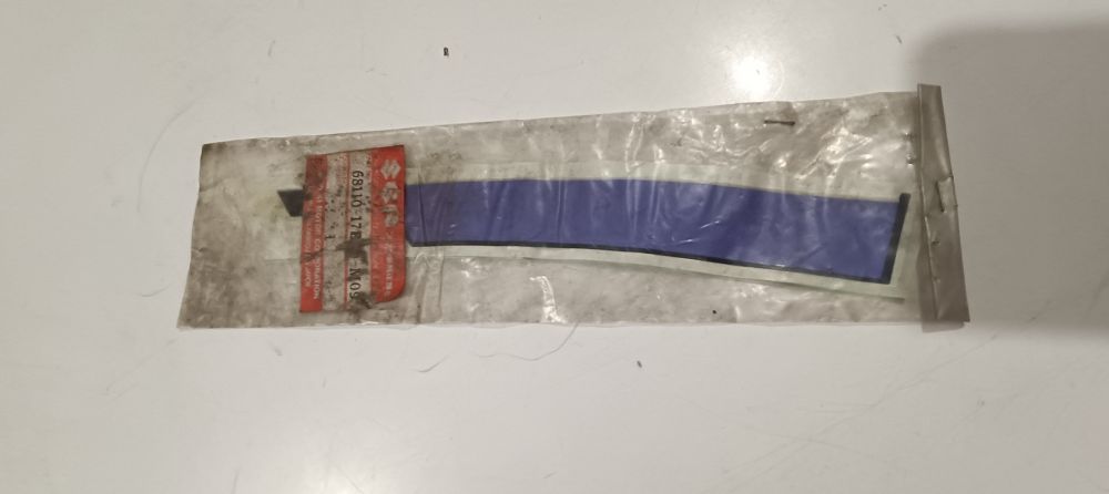 coppia adesivi serbatoio suzuki gsx