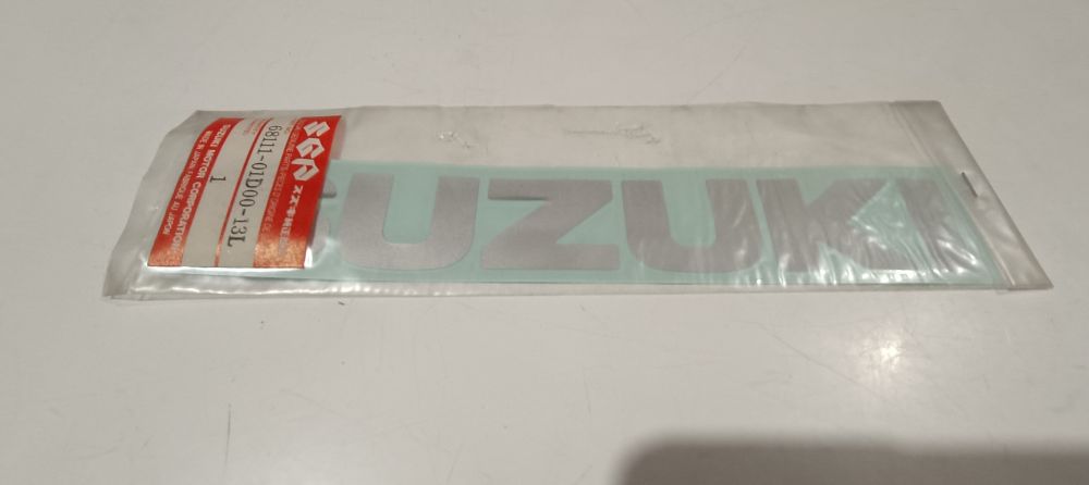 adesivo suzuki