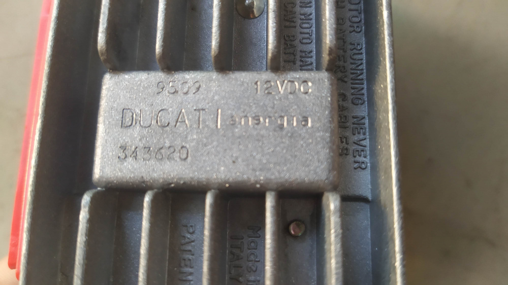 regolatore originale ducati pantah - 750ss - 900ss - 075946750