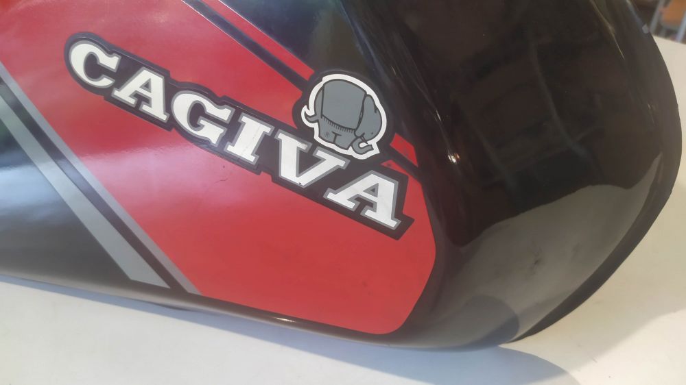 serbatoio nuovo cagiva ala rossa - leggeri segni di stoccaggio -