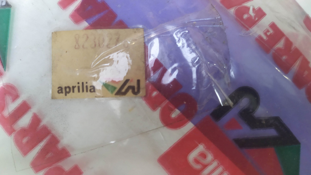 coppia fiancate aprilia tuareg wind 50