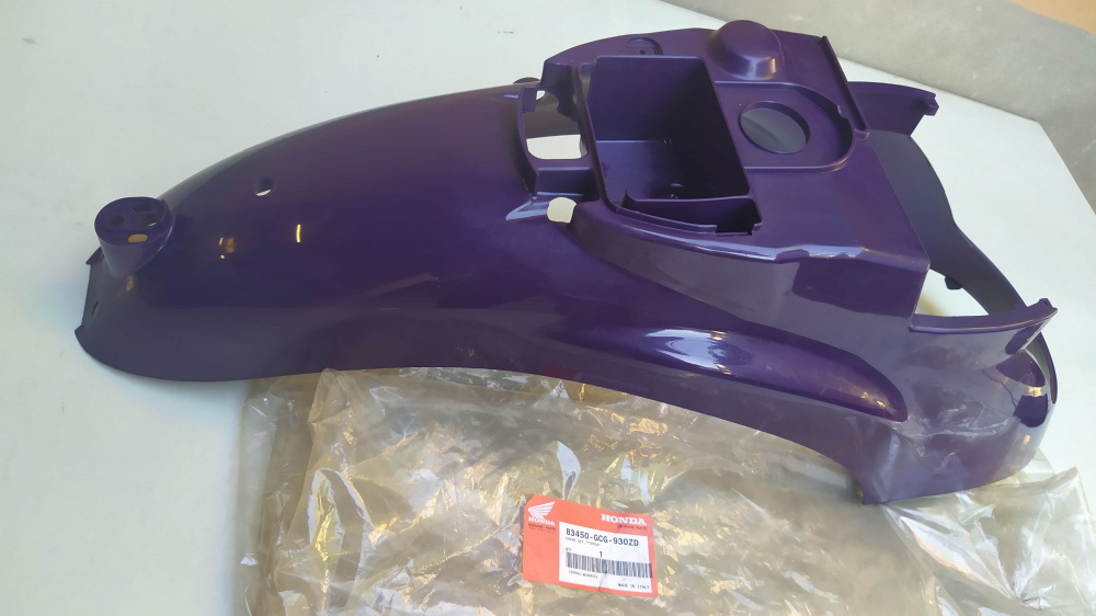 scocca parafango posteriore viola honda sky 50 ´97 - ´99