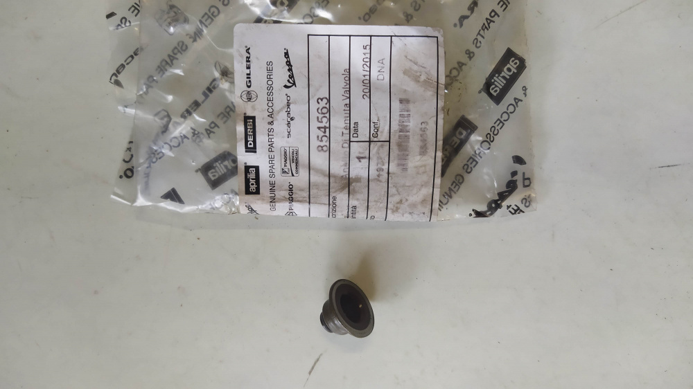 paraolio valvola aprilia scarabeo 125 ´07-´12 derbi mulhacen 125 ´07 - senda ´09