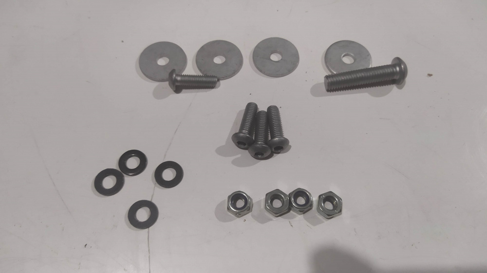 coppia attacchi borse posteriori originali aprilia moto 6.5