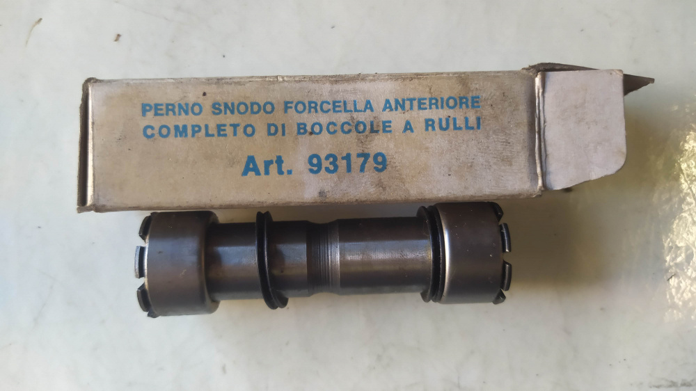 perno snodo forcella piaggio ape 500 mp