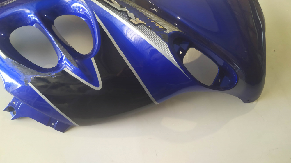 carena anteriore dx blu suzuki gsx 600 f ´03 - carena graffiata -