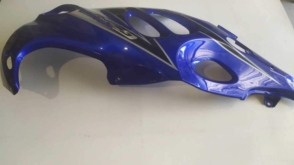 carena anteriore dx blu suzuki gsx 600 f ´03 - carena graffiata -