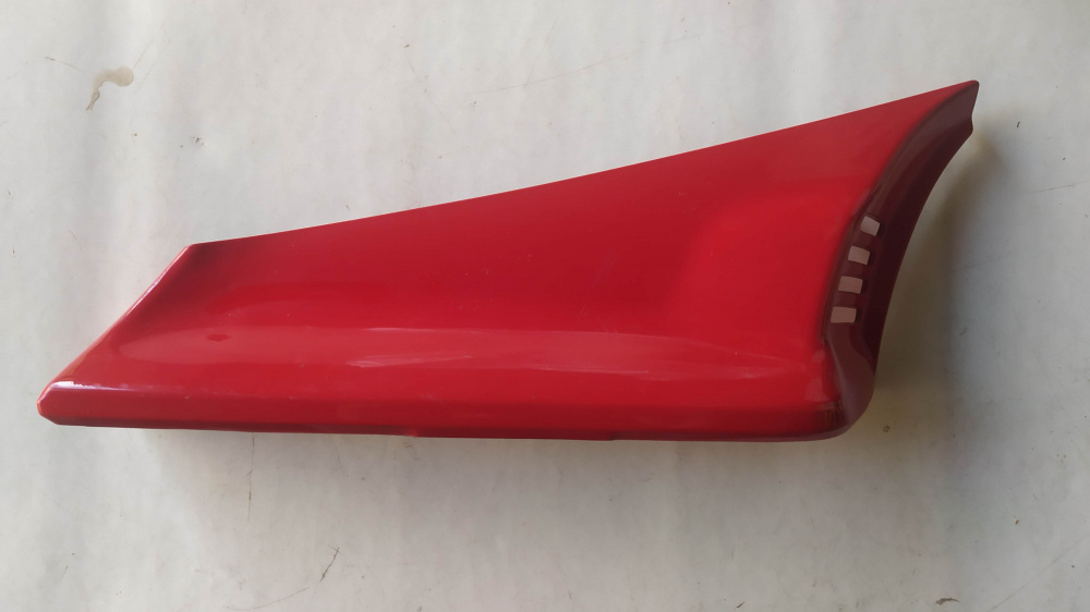 fianchetto dx rosso scudo anteriore suzuki gsx750es ´84