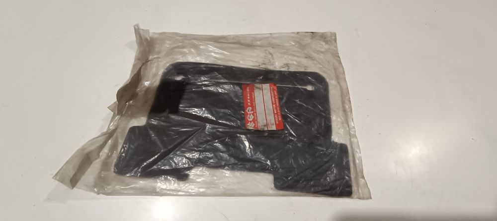 paratia gomma impianto aria suzuki gsx r 750 &ndash; gsx r 1100 &acute;91 &ndash; &acute;92