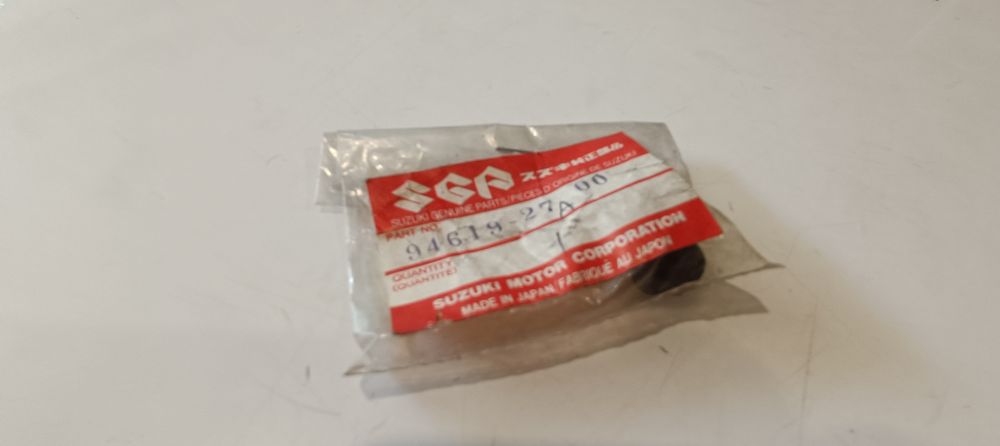 dado distanziale cupolino suzuki gsx vari modelli