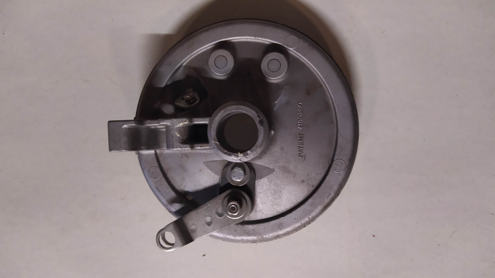 mozzo anteriore originale nuovo piaggio vespa px 200 - t5 ´83 - ´98