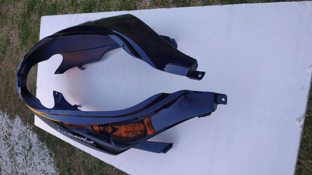 codone aprilia leonardo 300 ´02 colore blu main