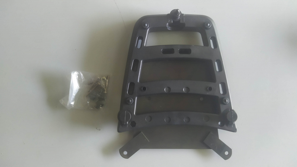 piastra bauletto con attacco aprilia amico gl