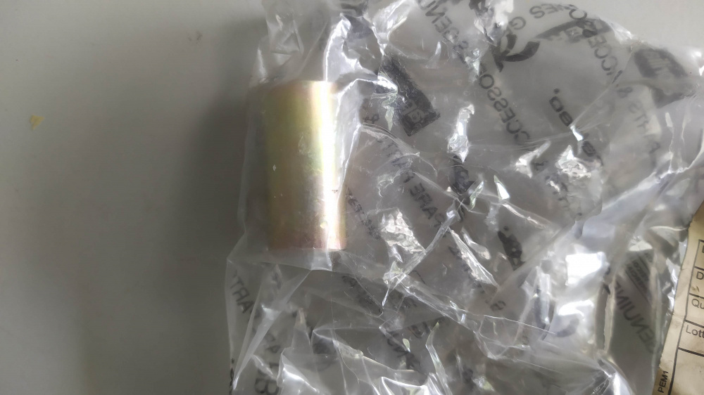 boccola ammortizzatore post vari modelli 50cc. aprilia-piaggio-gilera