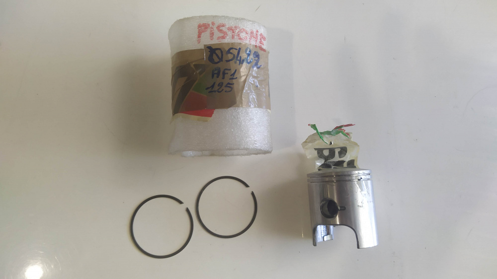 pistone con fasce senza spinotto d. 54.22 aprilia af1 125