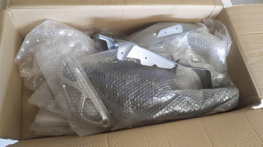 kit marmitta catalitica con parafango aprilia area 51