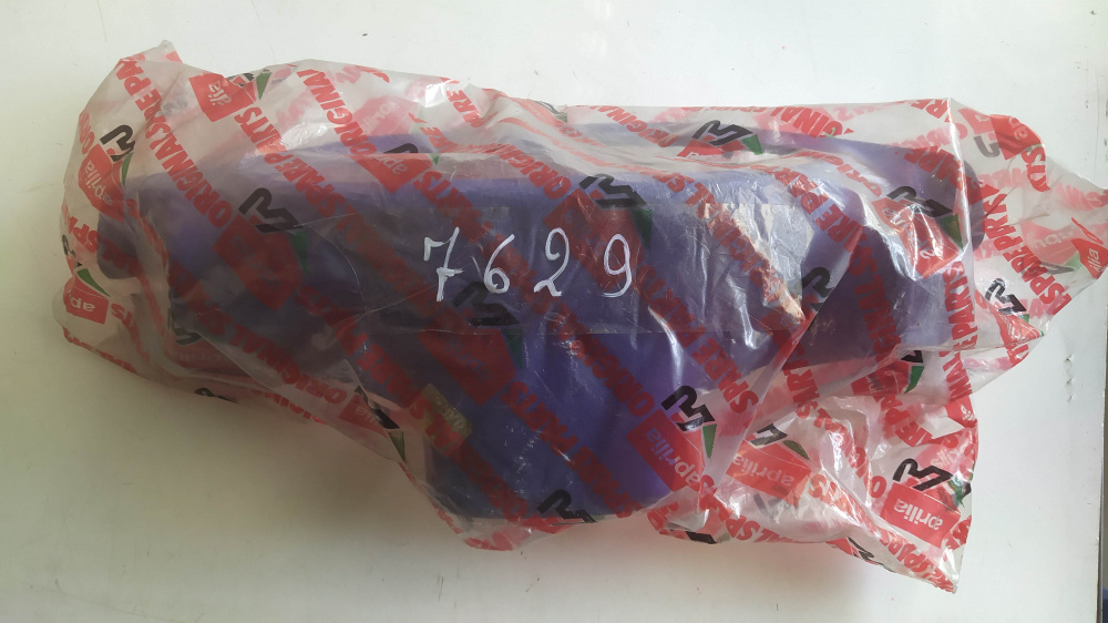 coprimanubrio viola aprilia scarabeo dis. 7629
