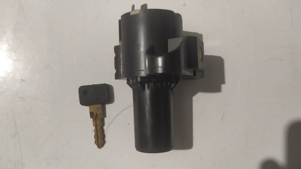 bloccasterzo con chiave aprilia af1 125 ´89