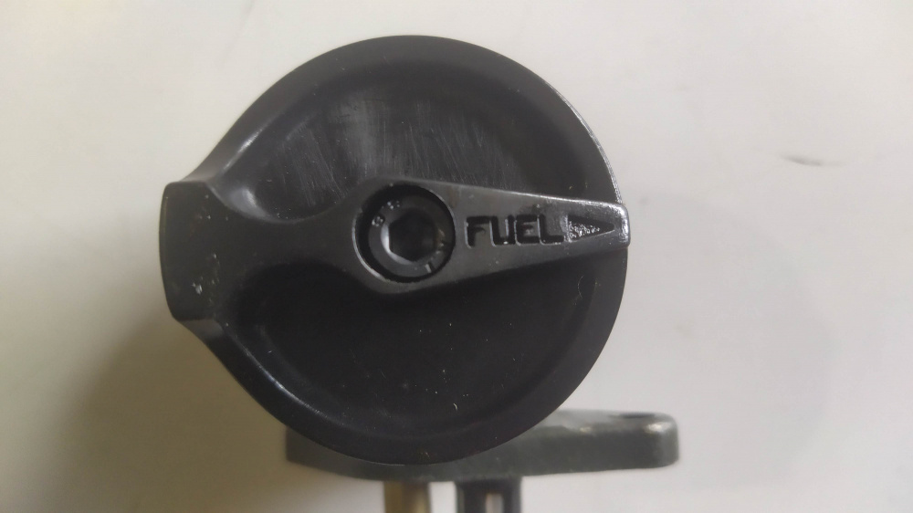 rubinetto benzina