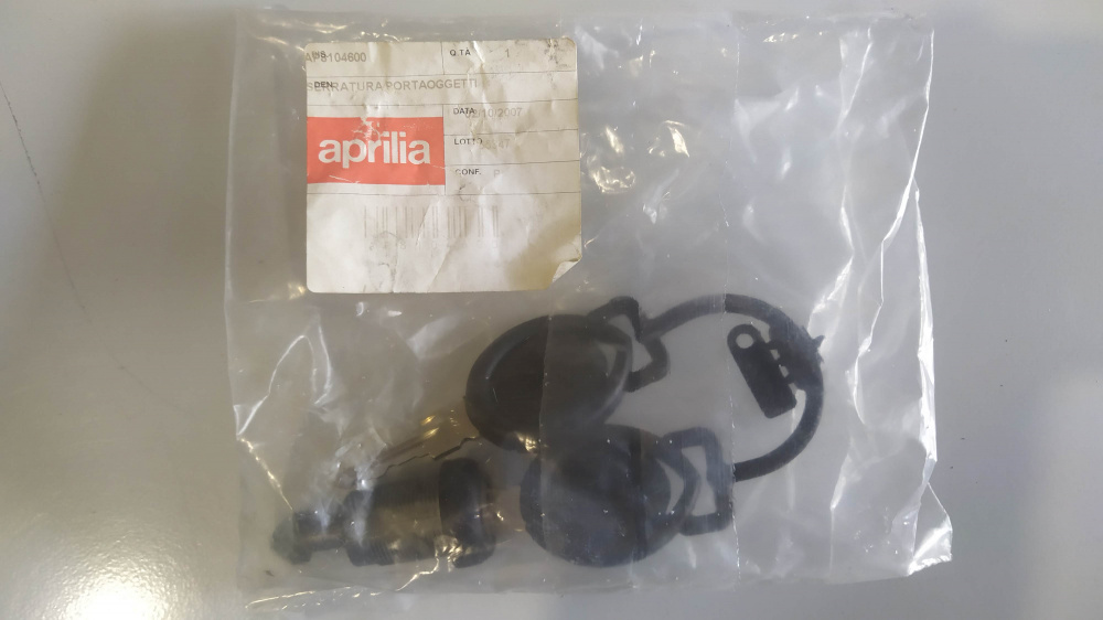 serratura portaoggetti aprilia scarabeo 50 / 100