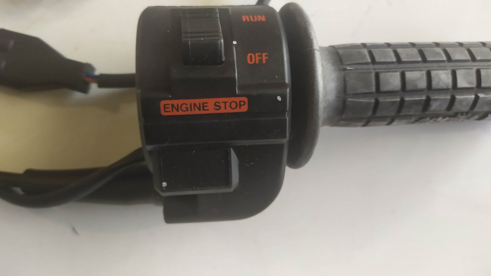 comando gas con cavo manop. aprilia tuareg etx 125 ´86