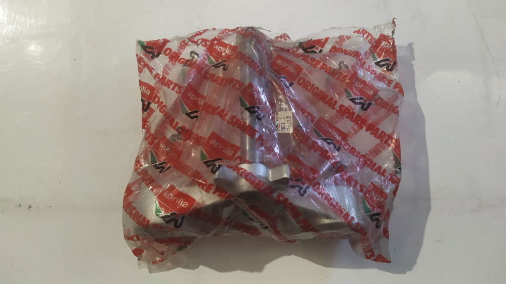 piastra inferiore forcella aprilia 125 europa ´90-´91