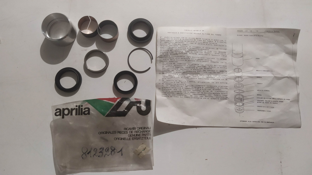 kit paraolio e boccole - verificare se complete -