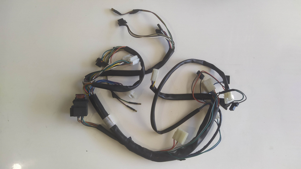 cablaggio comandi con fusibili aprilia leonardo 125 / 150 ´96 - ´98