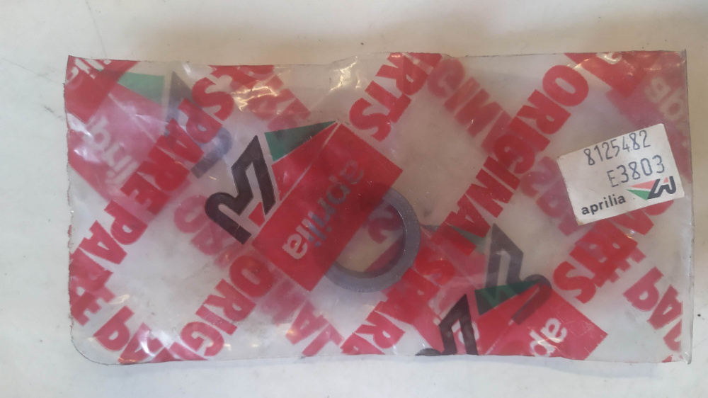 distanziale cuscinetto ruota post aprilia tuareg 125 ´88 - art. 8125482