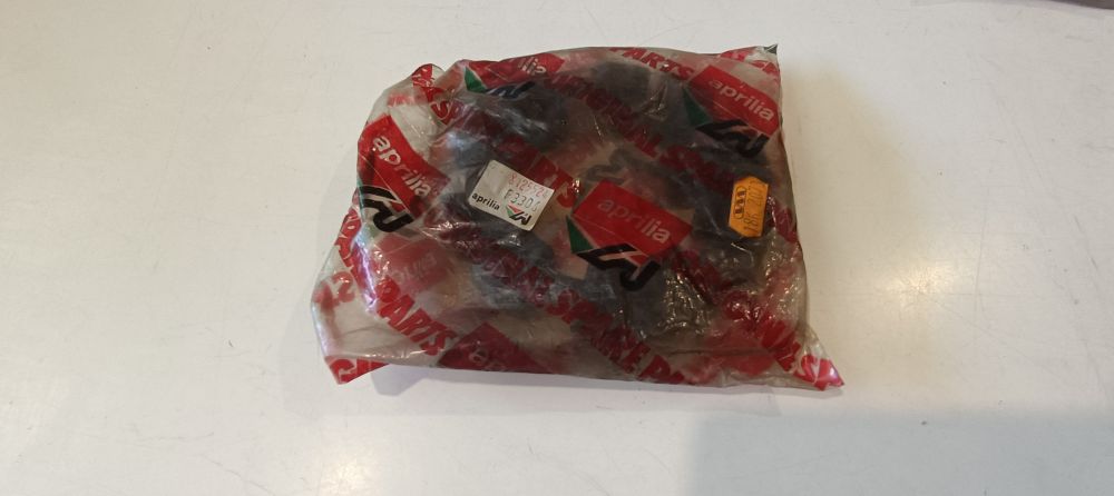 parastrappi nuovo aprilia tuareg 125 ´89