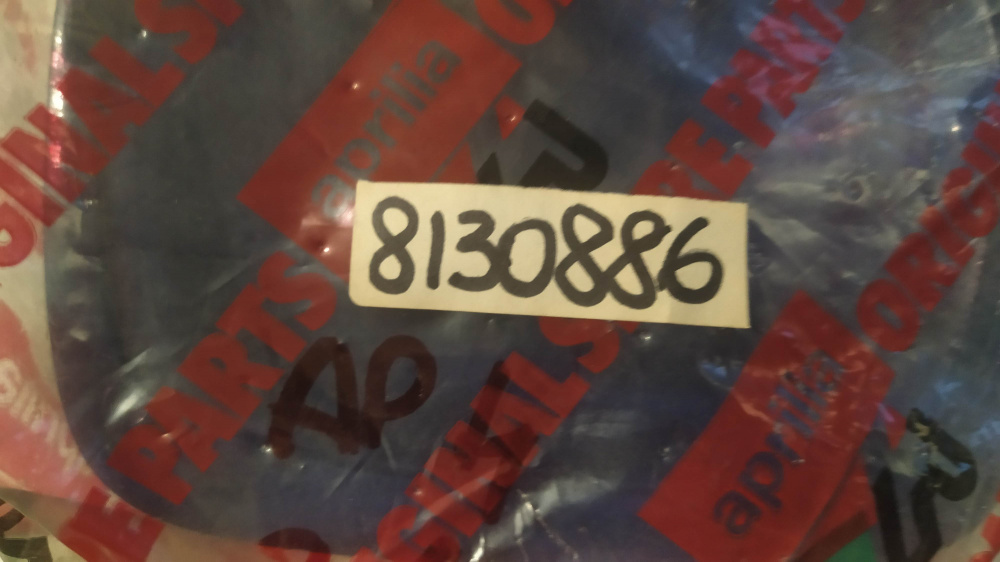 portafanale blu aprilia