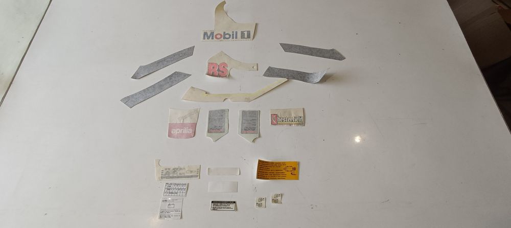 kit adesivi originali non completi aprilia rs 125 replica nero