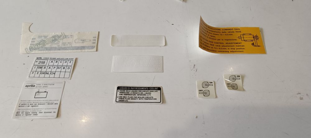kit adesivi originali non completi aprilia rs 125 replica nero