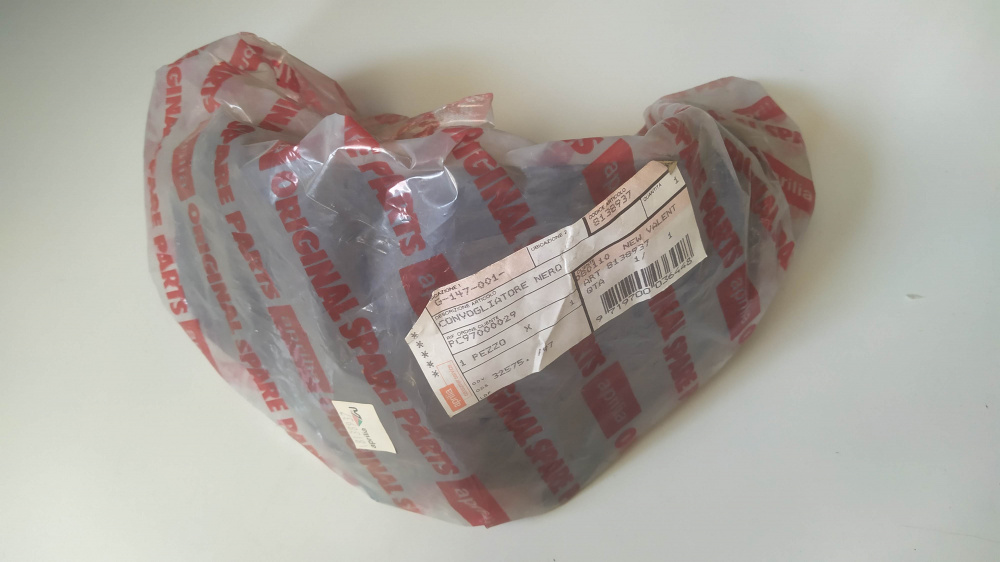 convogliatore nero aprilia leonardo 125/150 ´96 - ´98