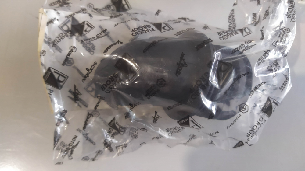 raccordo carburatore aprilia scarabeo 50 2t ´93 - ´06 - ditech ´01 - scarabeo 100 ´00