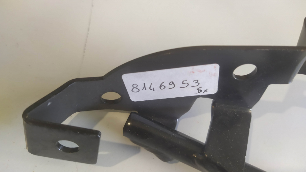 archetto supporto paramani sx aprilia scarabeo 125/250 ´04