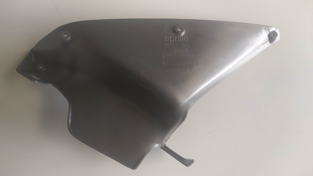 convogliatore sx radiatore aprilia etv capo nord 1000 ´01 - ´07