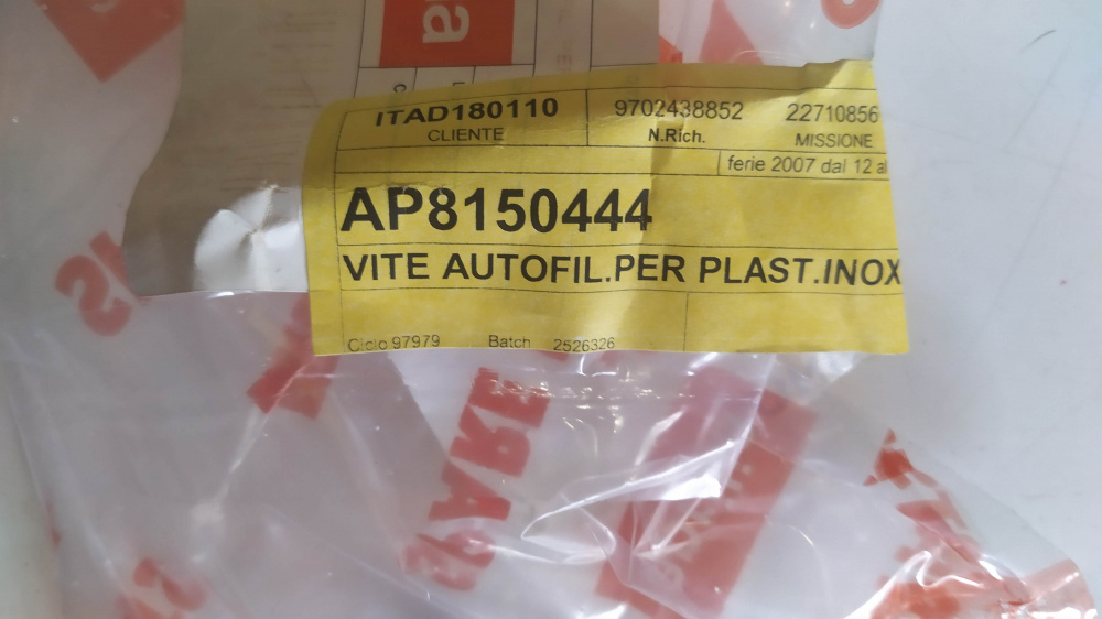 2 viti autofil. per plast. inox vari modelli aprilia