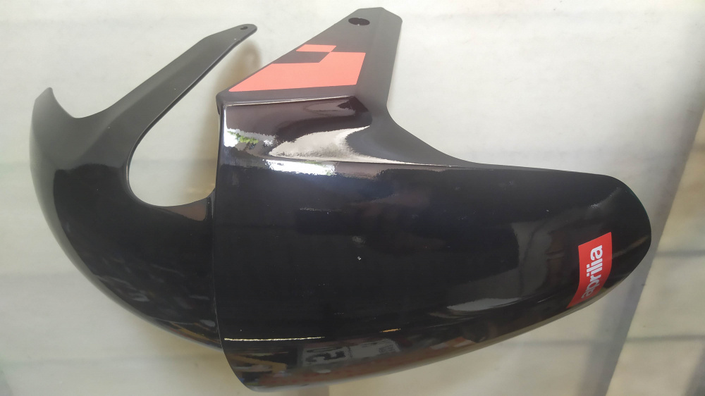 parafango anteriore nero aprilia rs 125 ´06 - ´10 - smontato da moto nuova -