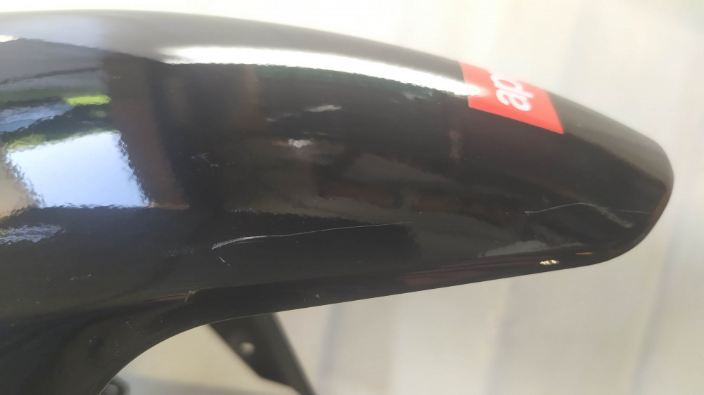 parafango anteriore nero aprilia rs 125 ´06 - ´10 - smontato da moto nuova -