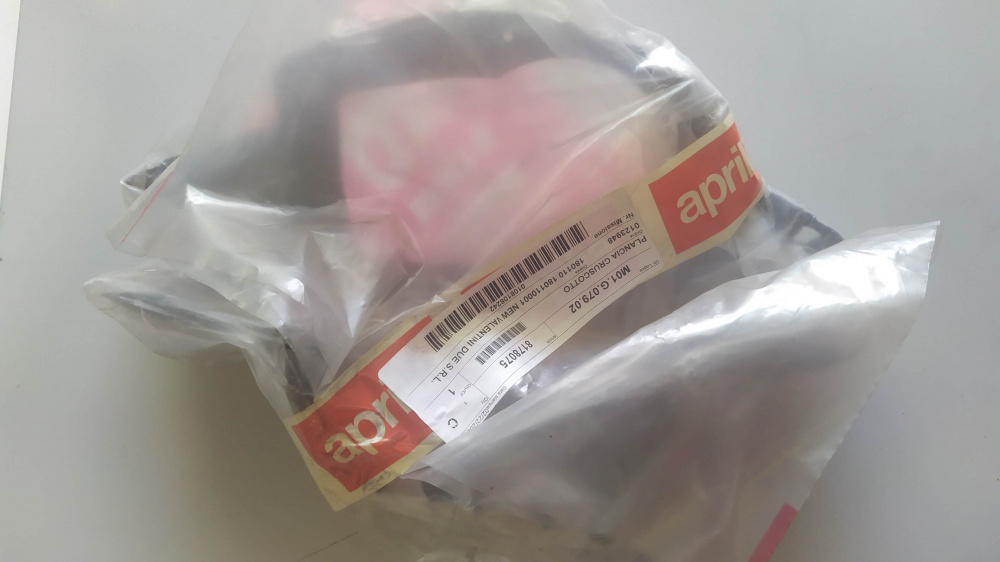 plastica cruscotto aprilia sporcity 125/200 ´04 - ´06