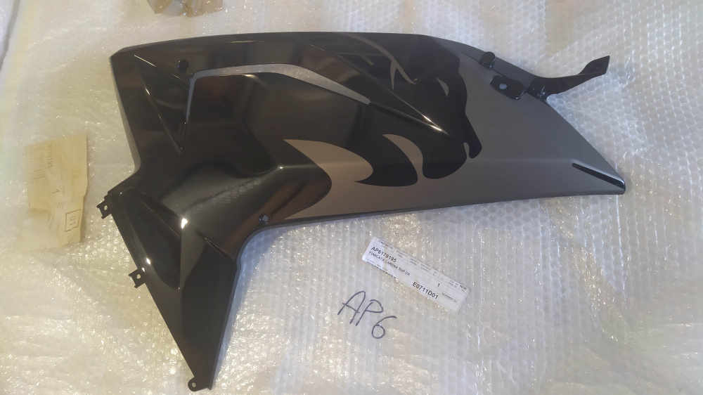carena anteriore superiore dx nera aprilia rs 125 ´06