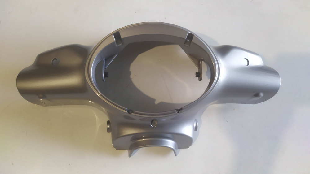 coprimanubrio anteriore grigio piombo aprilia scarabeo 50 / 100 ´06