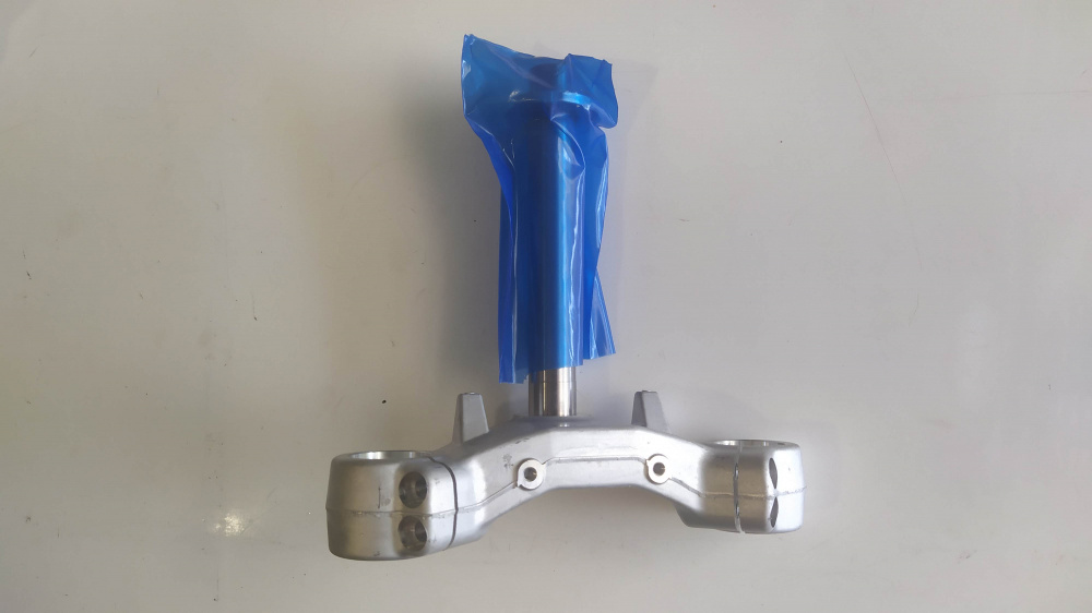 piastra inferiore forcella marzocchi aprilia rs 50 ´99 - ´05 / tuono 50 ´03 - ´04