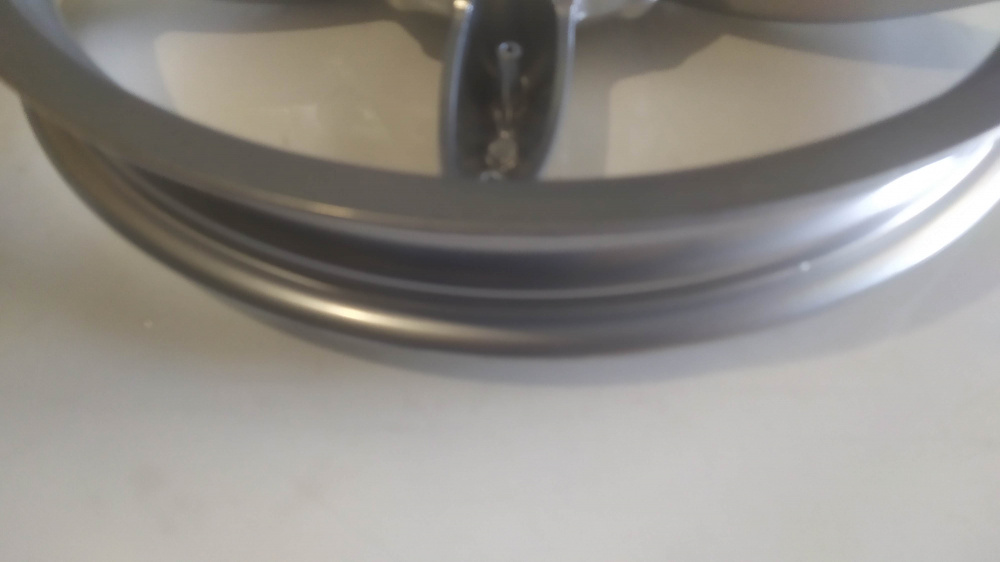 ruota posteriore nuda