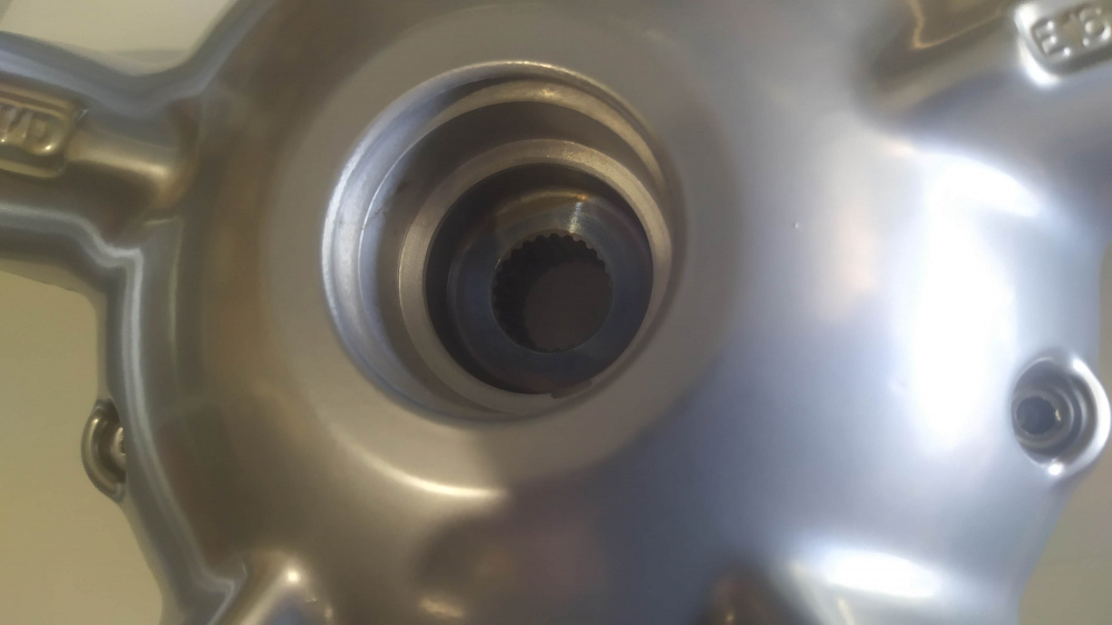 ruota posteriore nuda