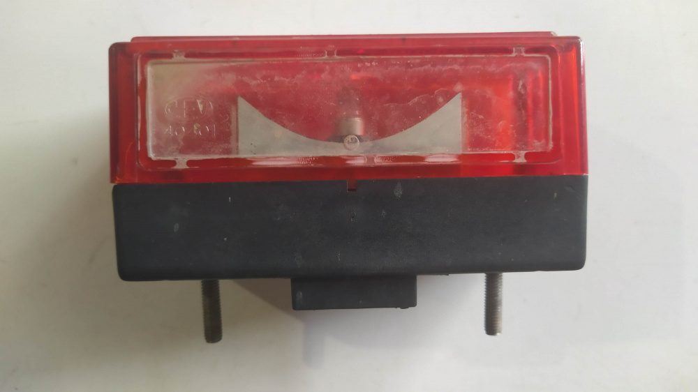 fanale posteriore usato cev 239 - cev 240 - cev 40400 - cev 40401