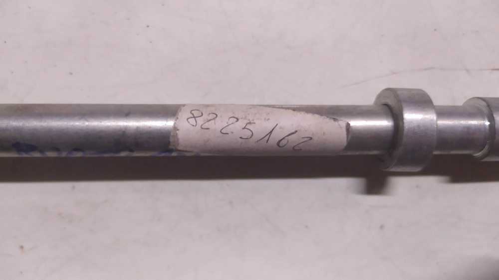perno ruota anteriore aprilia et 50 tuareg 50 art. 8225162