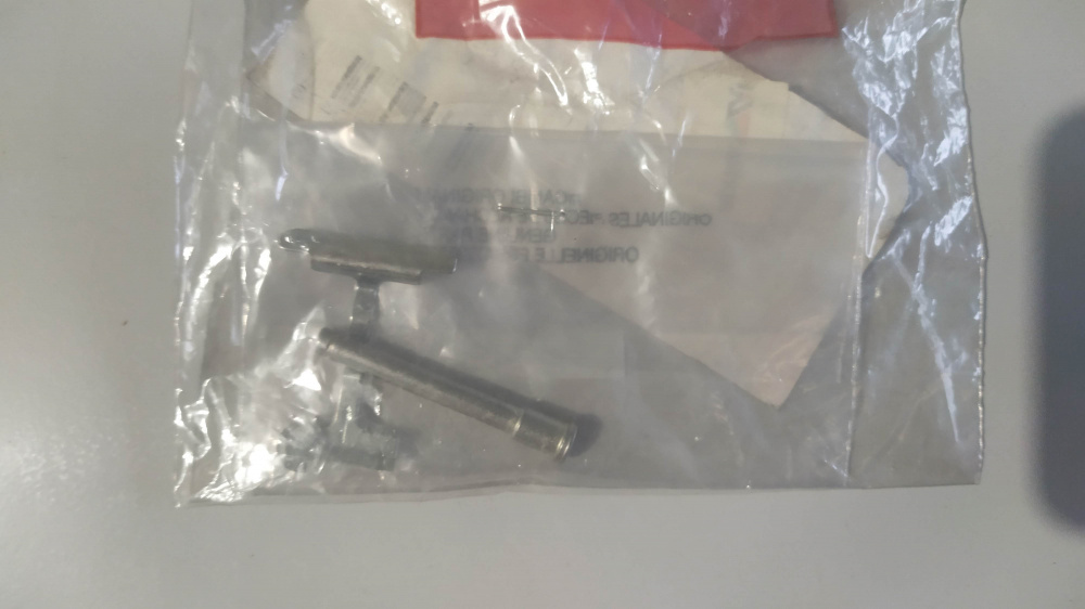 perni pinza freno posteriore aprilia sr 50 ´97 - ´00